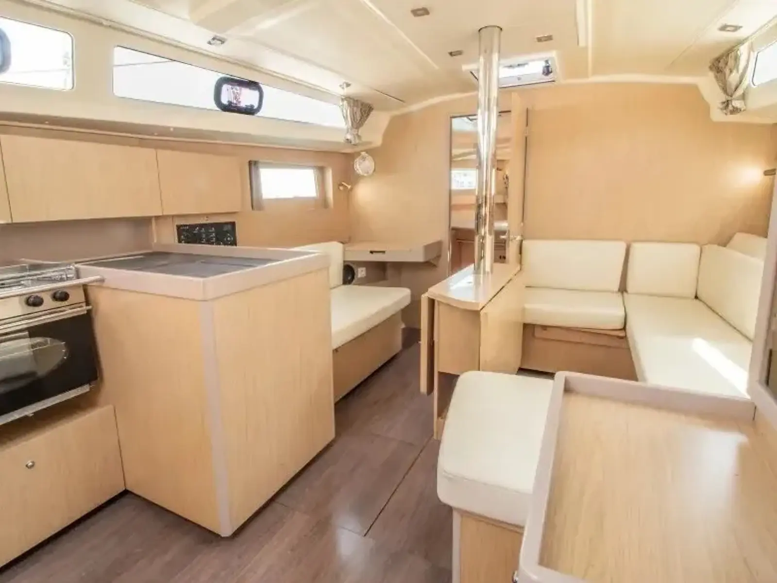 Beneteau Oceanis 41.1