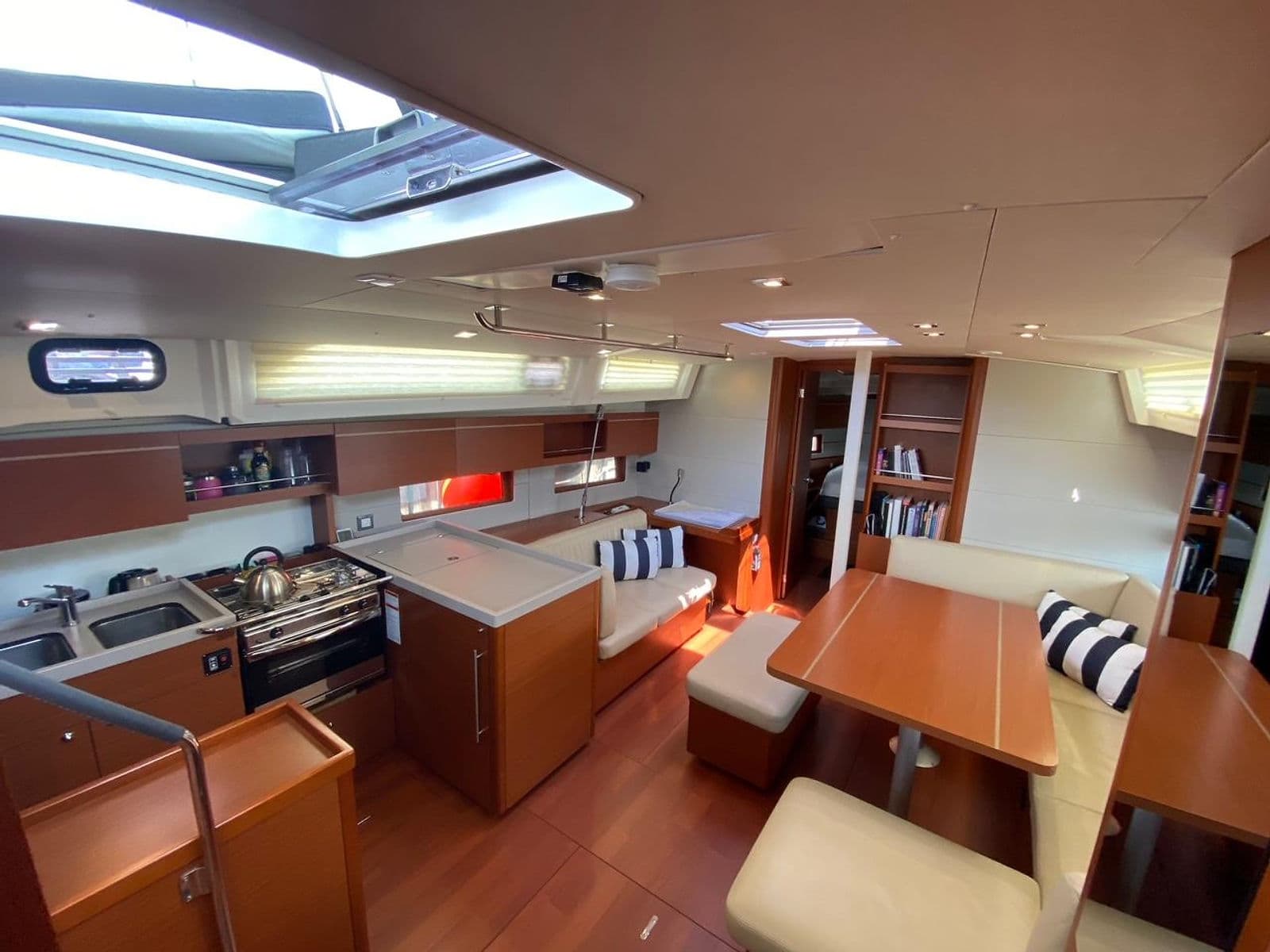 Beneteau Oceanis 46.1