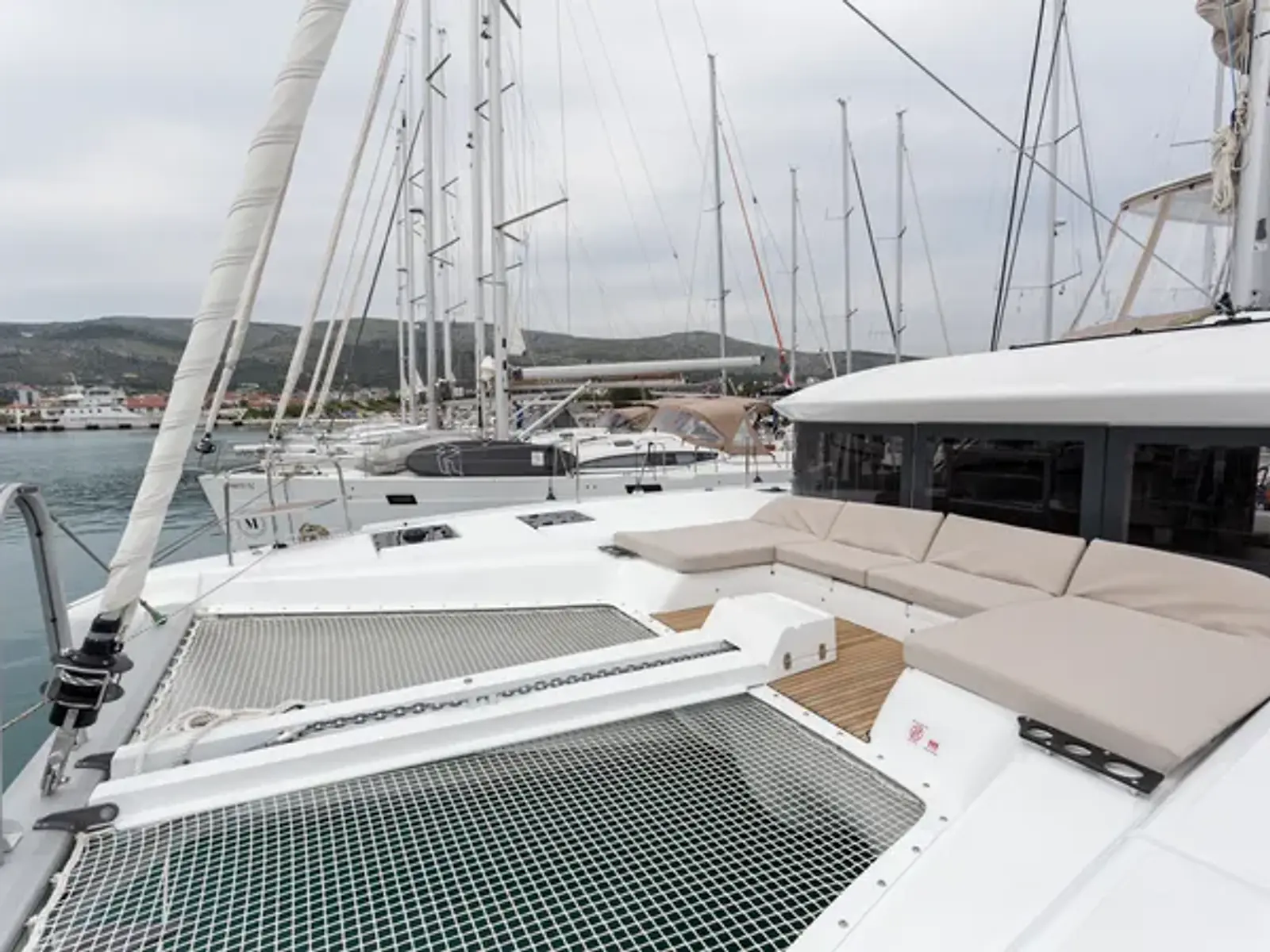 Lagoon 50