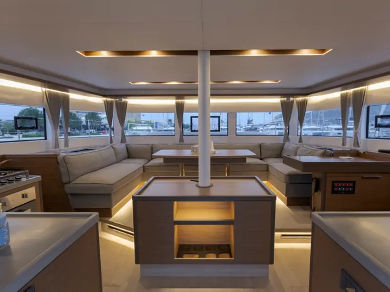 Lagoon 50
