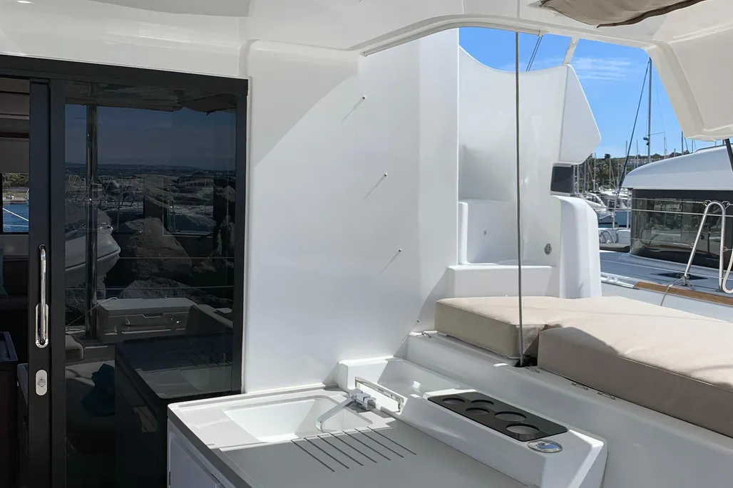 Lagoon 50