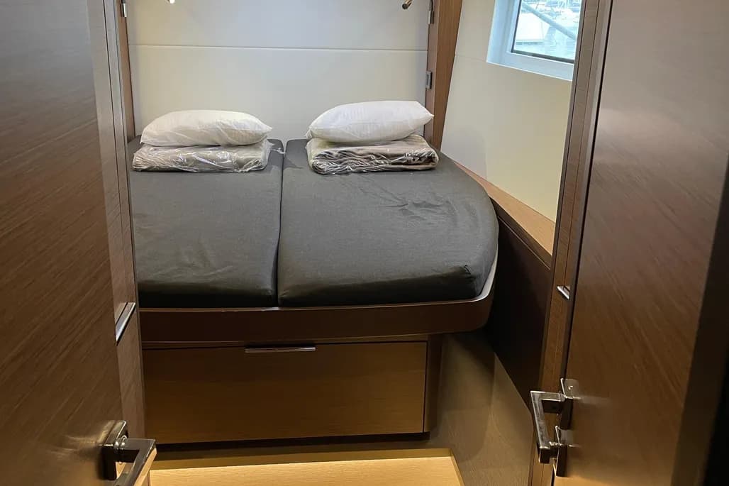 Lagoon 50