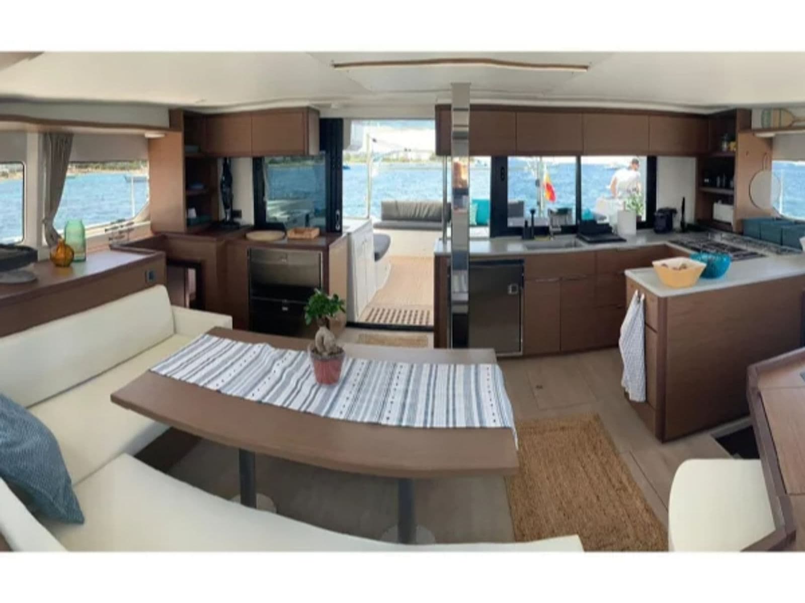 Lagoon 46