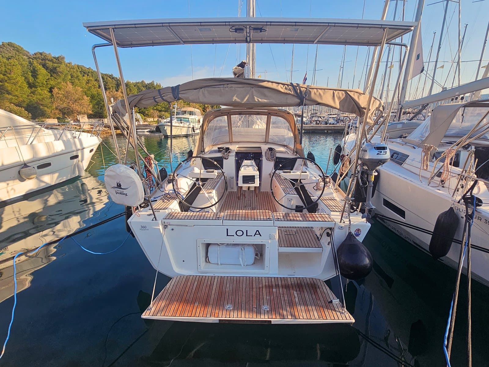 Lola