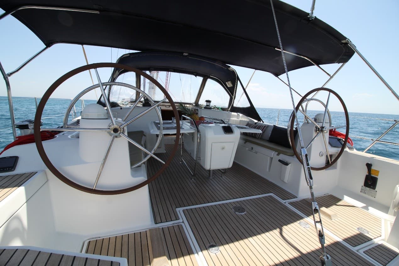 Lucky Slot - (A/C - Generator - Refit 2024)