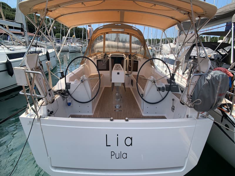 Lia