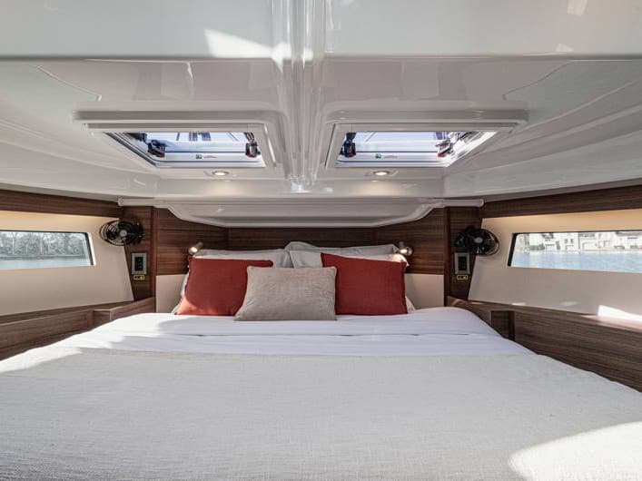 Liberty - Luxury 9