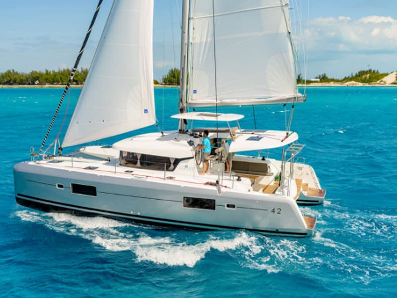 No Name: Forward Cabin #1 FULLY CREWED, ALL EXPENSES