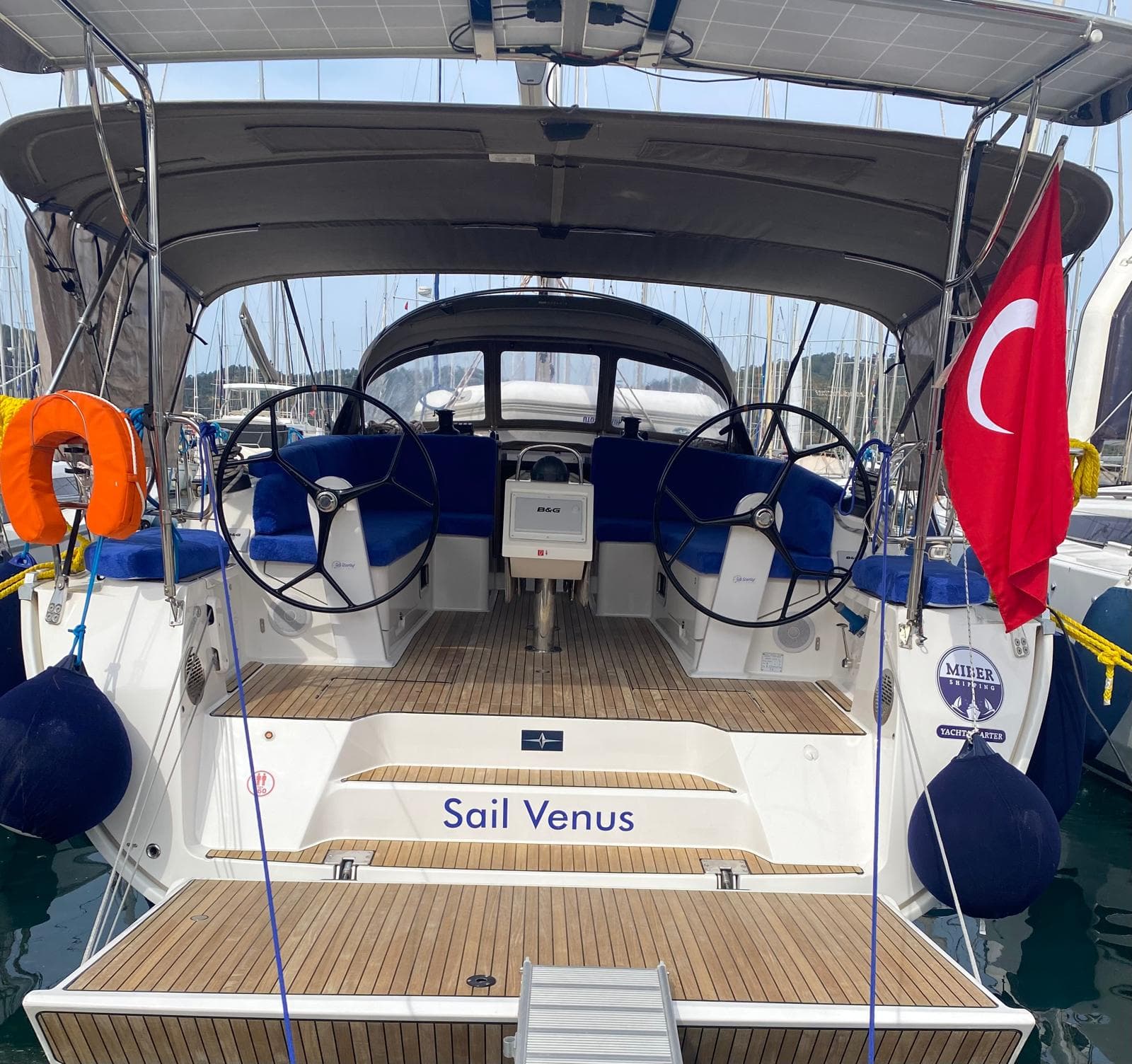 Sail Venus
