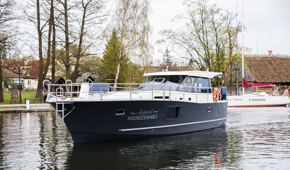 Nautika 1300 LUX