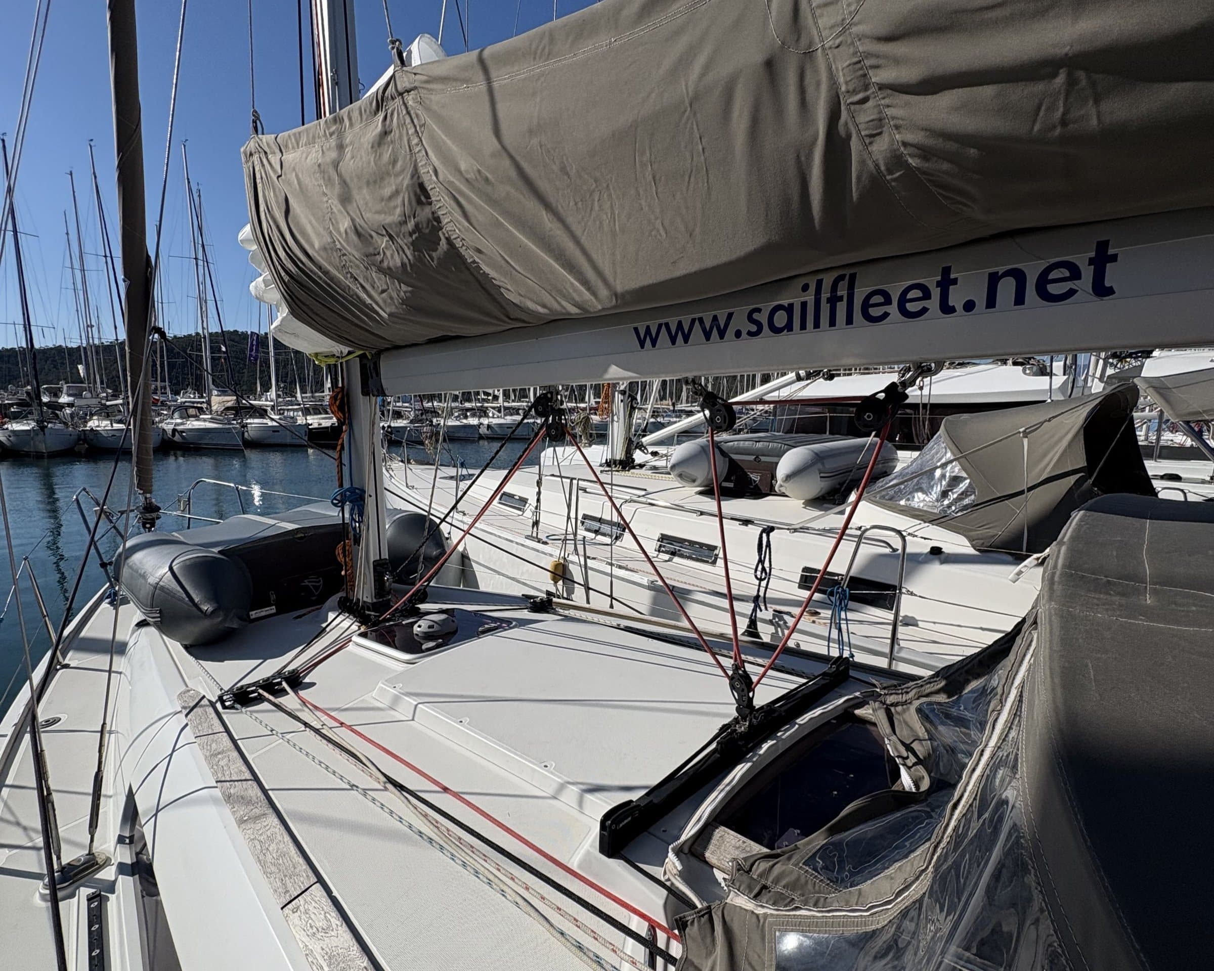 Sail Mira