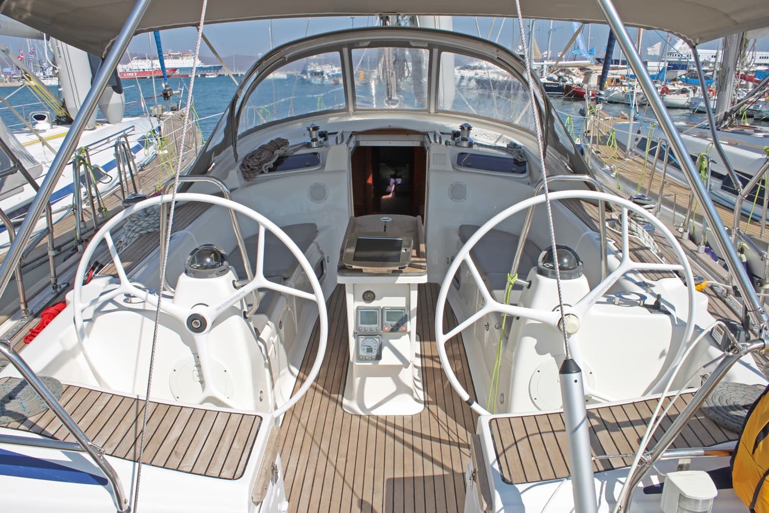 Ocean Caresser