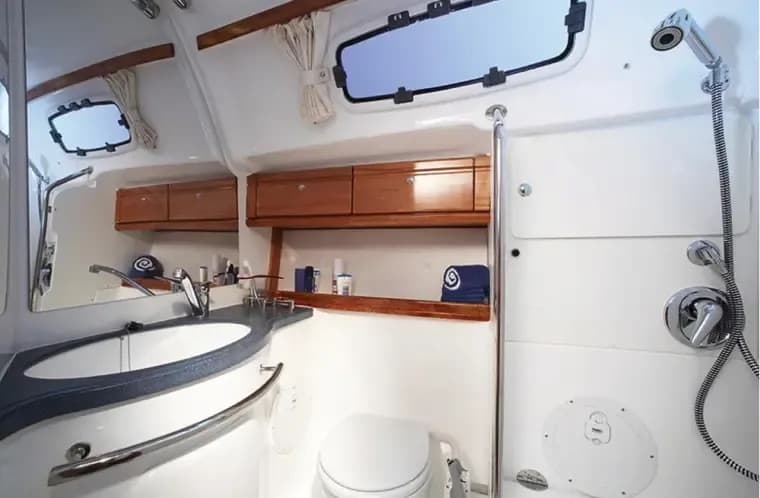 Ocean Caresser