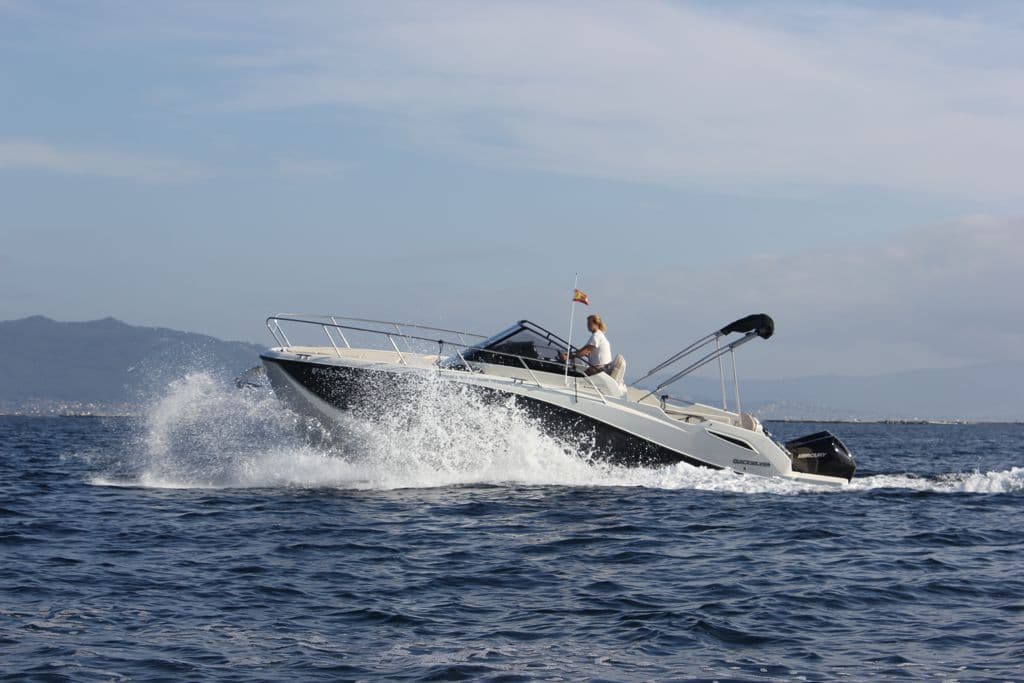 Activ 875 Sundeck (Quicksilver Activ 875 Sundeck)