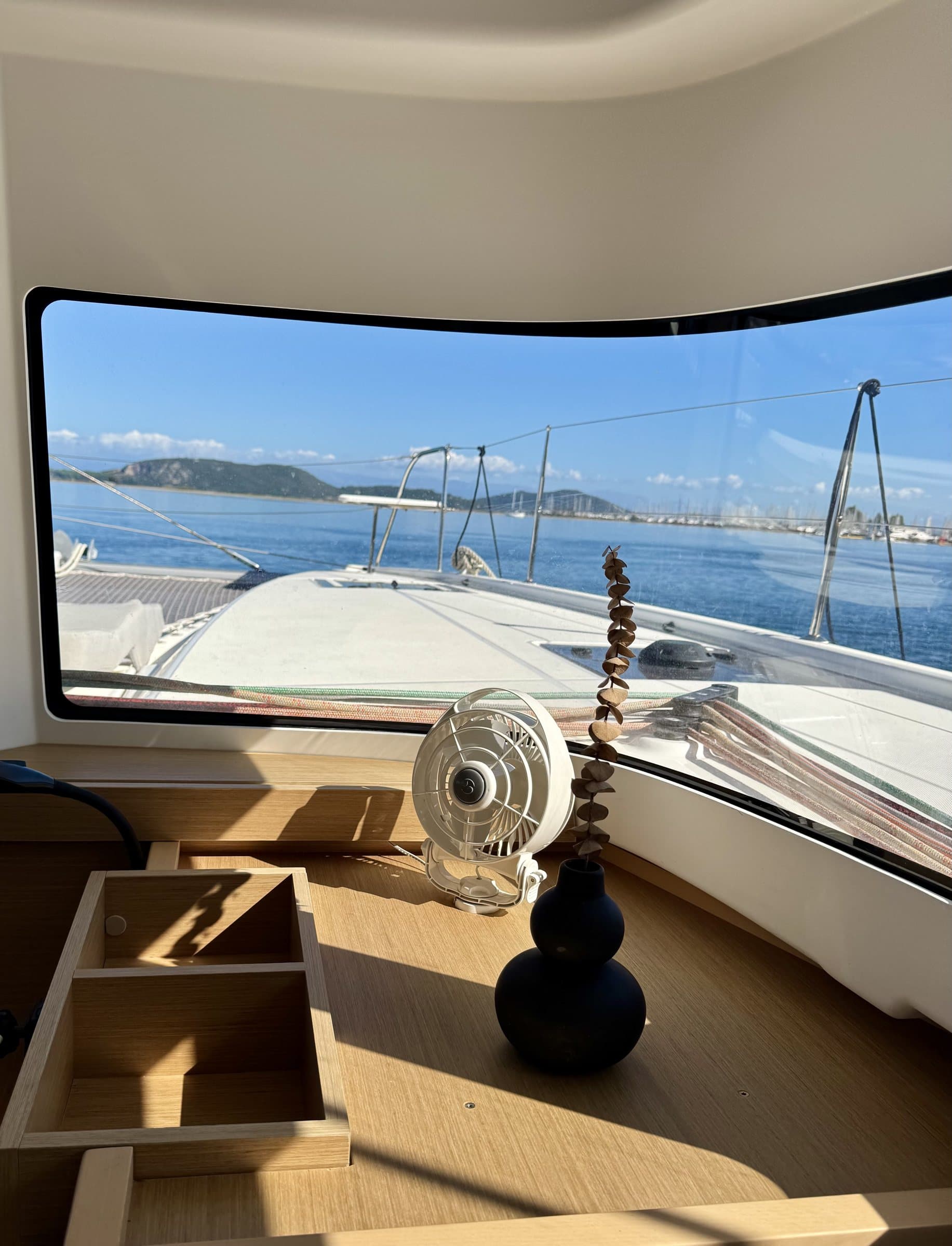 HELLENIC BREEZE