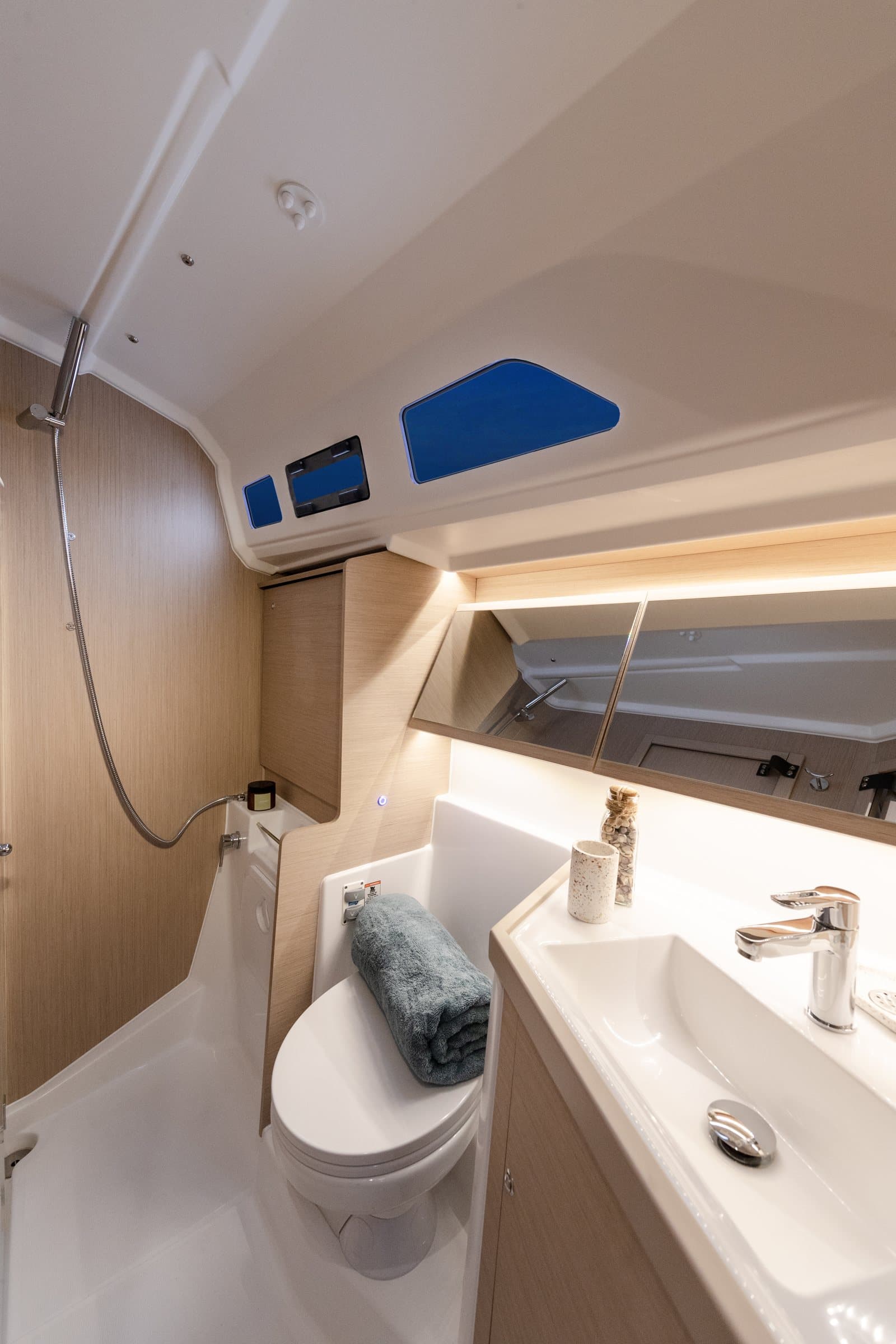 Sunsail 42 Classic