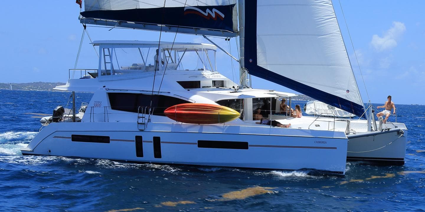 Moorings 5800 Crewed