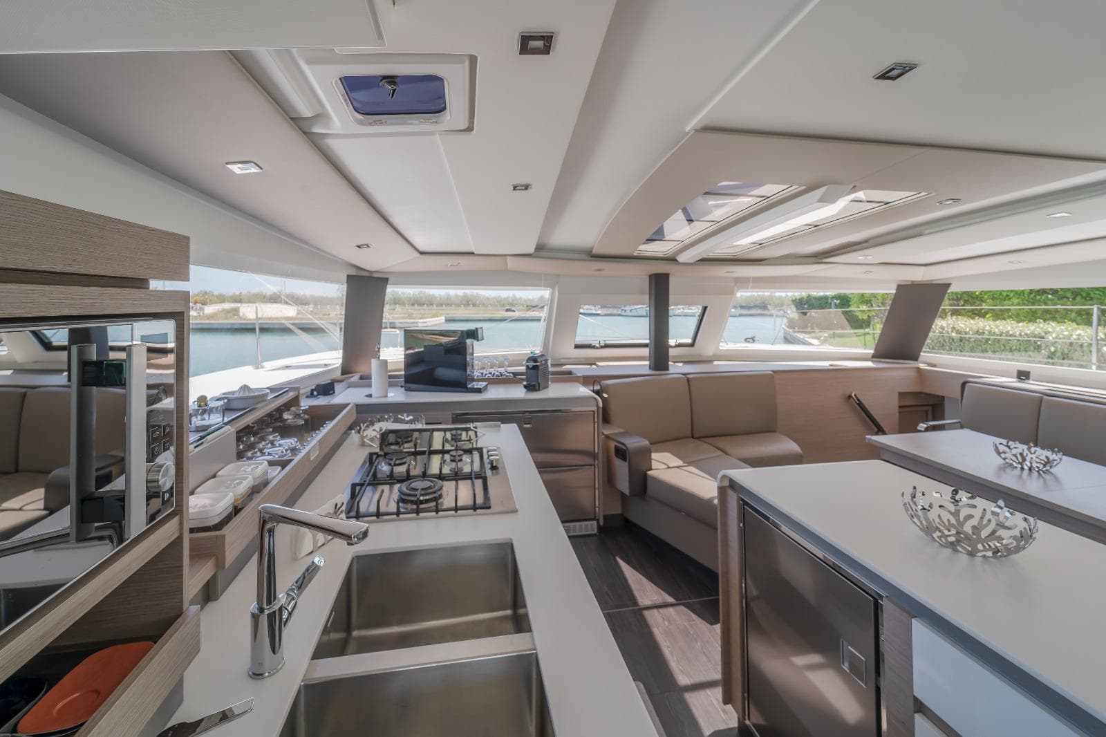 Kali II - Luxury Aeolian Experience