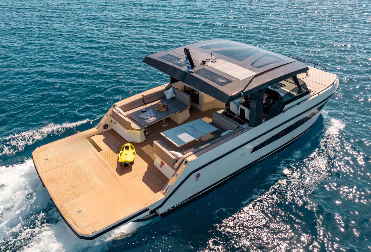 Tesoro T41 Power Cat (Tesoro T41 Power Catamaran)